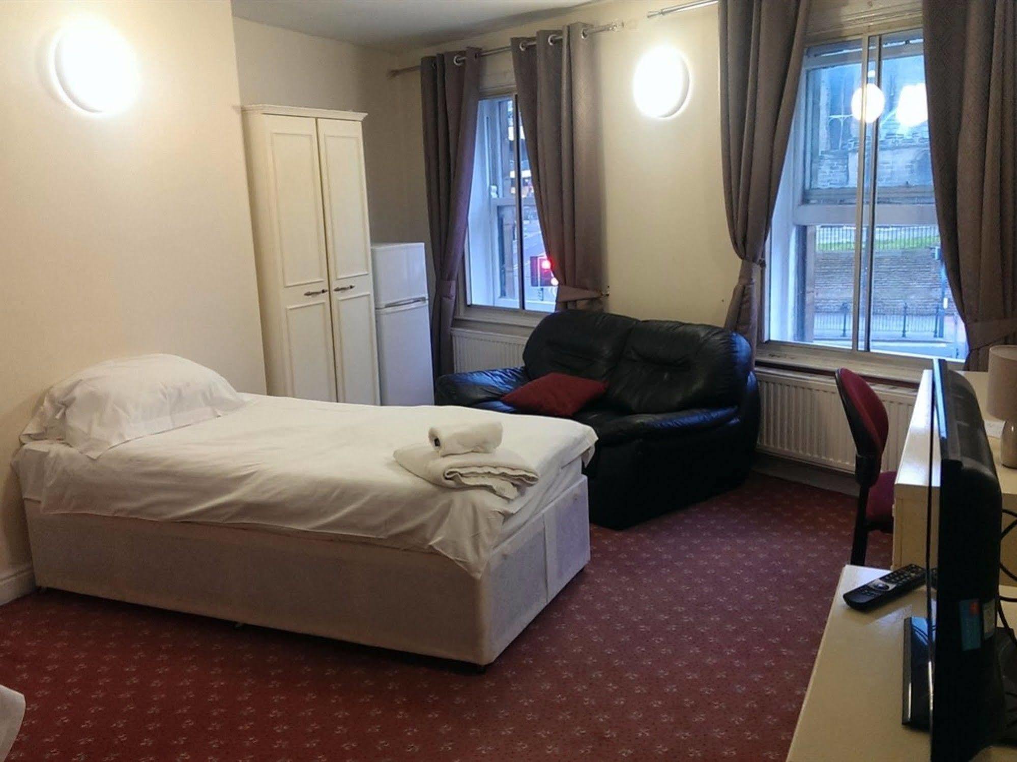 Huddersfield Otel Dış mekan fotoğraf